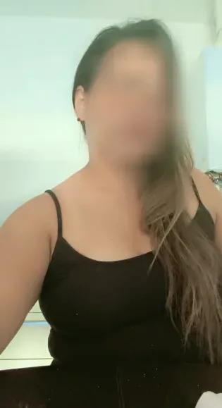 Carla, 39