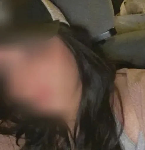 Elisa, 23