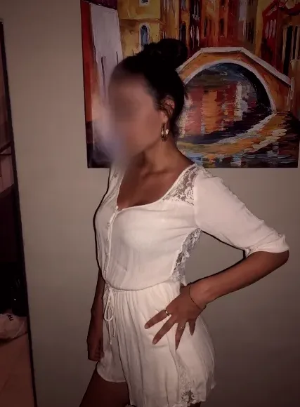Fatma, 32