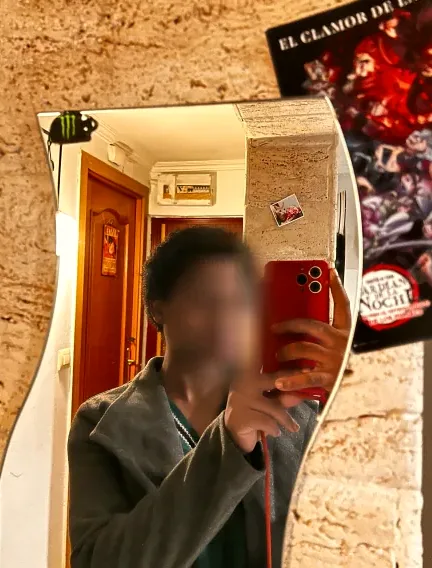 Fatma, 23