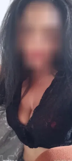 Janina, 36