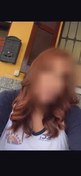 Julia, 21