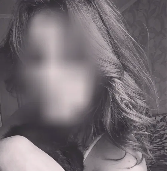Kim, 28