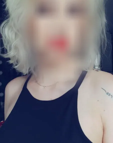 Lotta, 37