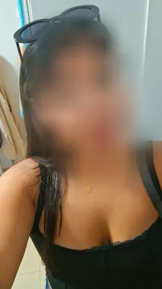 Miriam, 26
