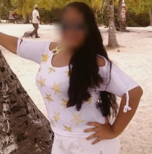 Rebecca, 28