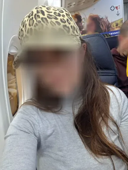 Sarah, 33
